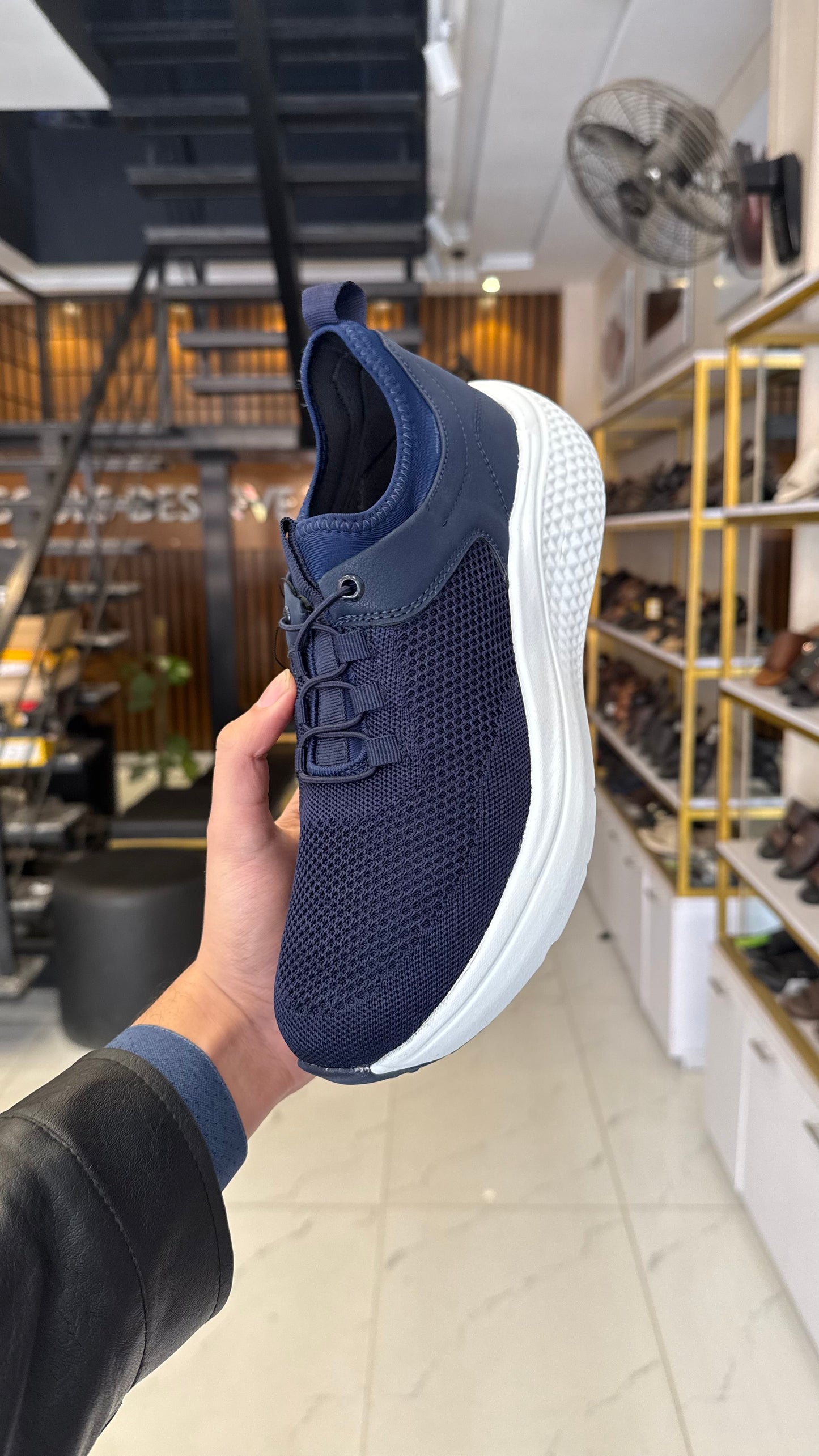 SP 016 ARCH SLIP ON
