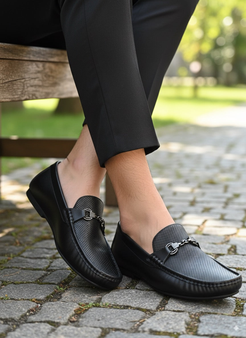 SP 142 Dotsy Noir