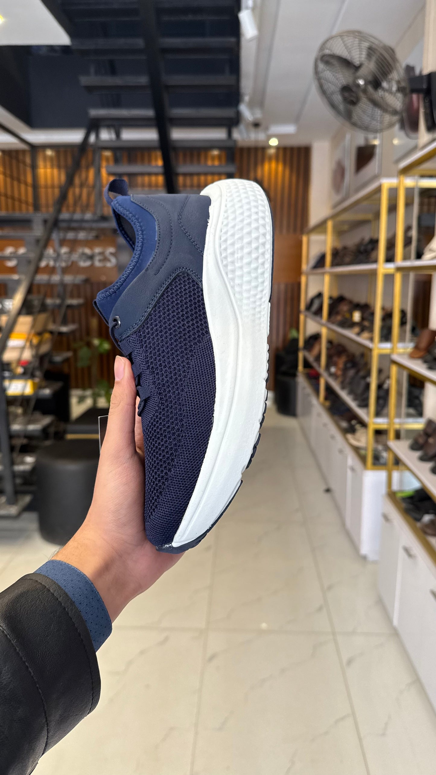 SP 016 ARCH SLIP ON