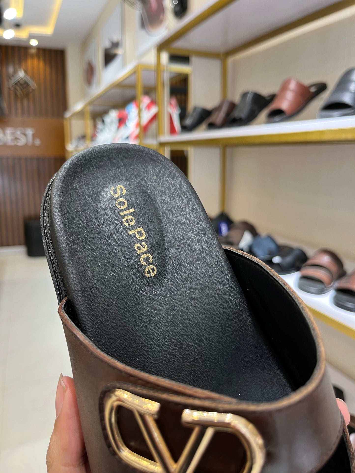 SP 223 V BUCKLE